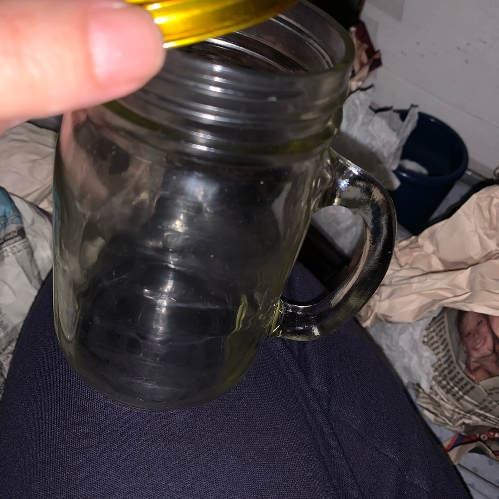 Canning Jar with lid and handle. - Picture 4 of 4